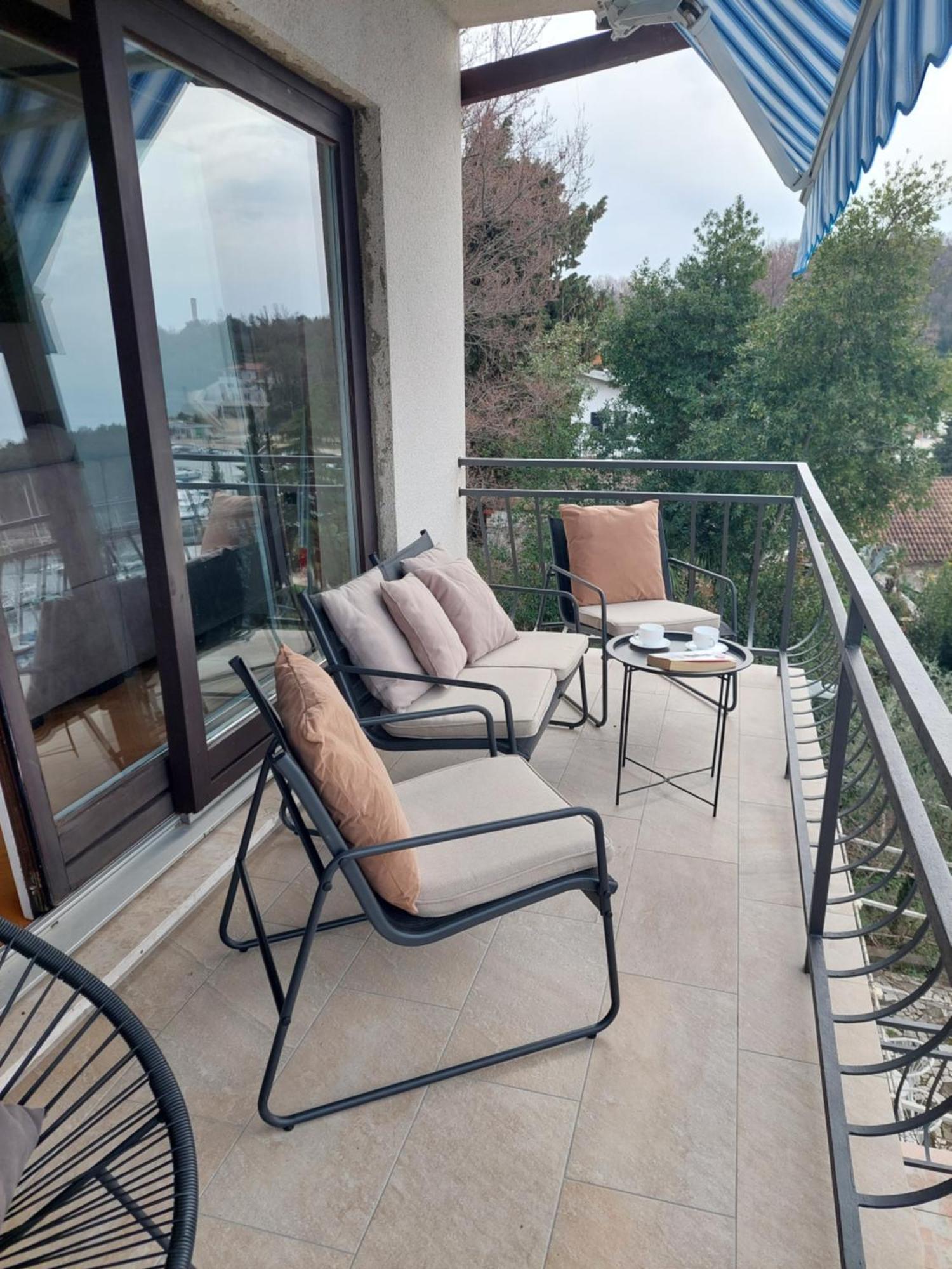 Apartman Marija II Omišalj Buitenkant foto